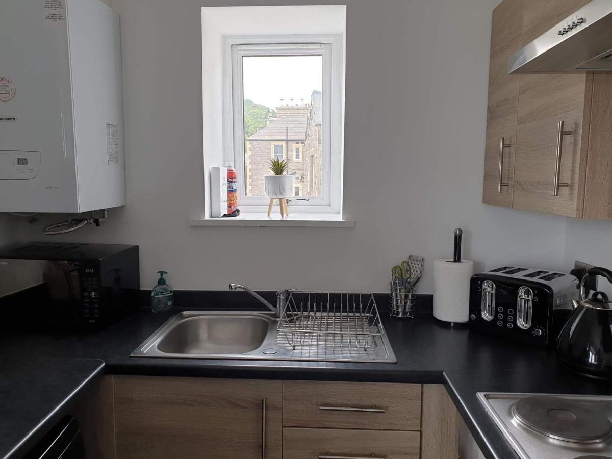 Modern Apartment With Stunning Sea View Weston-super-Mare Bagian luar foto